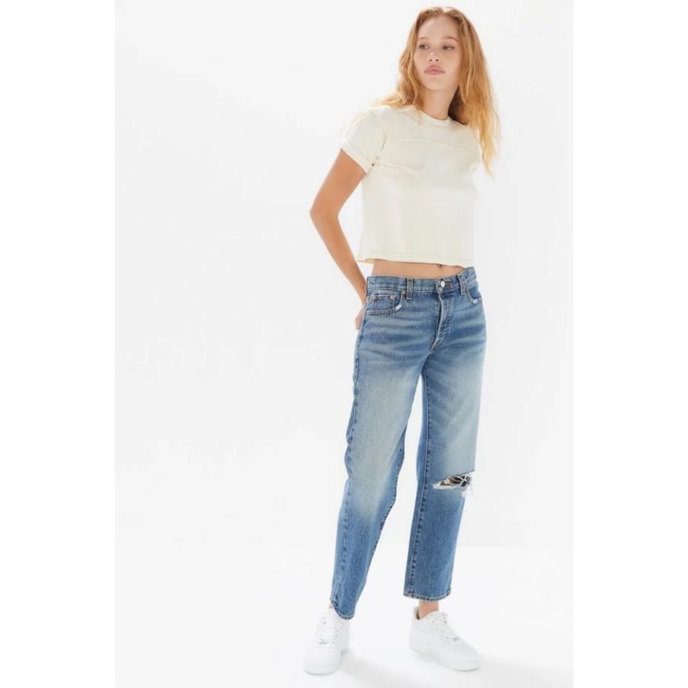 Urban Outfitters BDG Boyfriend Low Rise Jeans Distressed Blue Denim Size 26